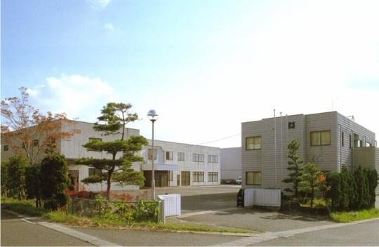 バネ製品のプレス加工作業